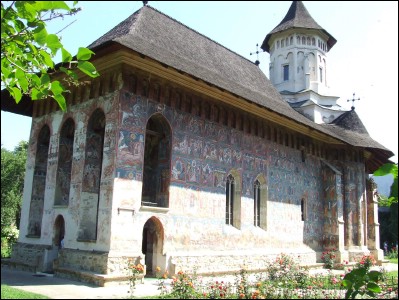 Lăcaşuri de cult din România; Mănăstirea Buna Vestire Moldoviţa; Mănăstirea Moldoviţa; ; 1532; 1532; ; Mănăstire; ortodox; Orthodox; orthodoxe; VATRA MOLDOVIŢEI; VATRA MOLDOVIŢEI; Suceava; Protopopiatul Câmpulung; Arhiepiscopia Sucevei şi a Rădăuţilor; Mitropolia Moldovei şi Bucovinei; 