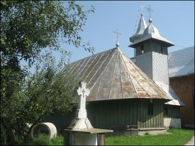 Lăcaşuri de cult din România; ; ; ; 2001-2005; 2001; 2005; Biserică de lemn; ortodox; Orthodox; orthodoxe; LĂMĂŞENI; RĂDĂŞENI; Suceava; Protopopiatul Fălticeni; Arhiepiscopia Sucevei şi a Rădăuţilor; Mitropolia Moldovei şi Bucovinei; 