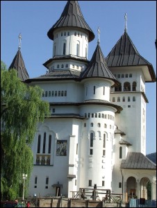 Lăcaşuri de cult din România; Catedrala Naşterii Maicii Domnului; ; ; aut.nr. 92/1997; 1997; ; Catedrală; ortodox; Orthodox; orthodoxe; GURA HUMORULUI; ; Suceava; Protopopiatul Suceava; Arhiepiscopia Sucevei şi a Rădăuţilor; Mitropolia Moldovei şi Bucovinei; 