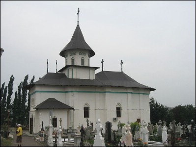 Lăcaşuri de cult din România; Biserica Sf. Voievozi; Biserica Grădini; ; 1807; 1807; ; Biserică; ortodox; Orthodox; orthodoxe; FĂLTICENI; ; Suceava; Protopopiatul Fălticeni; Arhiepiscopia Sucevei şi a Rădăuţilor; Mitropolia Moldovei şi Bucovinei; 