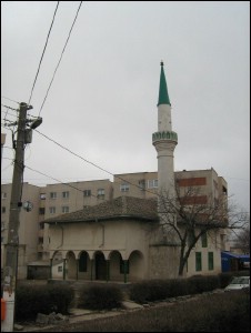 Lăcaşuri de cult din România; ; ; ; sf. sec. XVII; 1689; 1700; Geamie; musulman; Moslem; musulman; ISACCEA; ; Tulcea; ; Muftiatul Cultului Musulman din România, Constanţa; Cultul Musulman din România; 