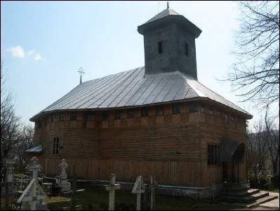 Lăcaşuri de cult din România; Biserica Sf. Arhangheli Mihail şi Gavriil; ; ; 1839; 1839; ; Biserică; ortodox; Orthodox; orthodoxe; CHIOJDENI; CHIOJDENI; Vrancea; ; Arhiepiscopia Buzăului şi Vrancei; Mitropolia Munteniei şi Dobrogei; 