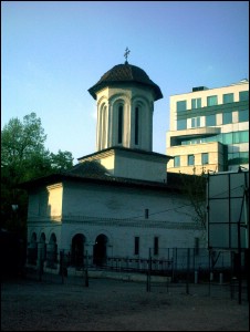 Lăcaşuri de cult din România; Biserica Sfânta Mucenică Filofteiaşi Adormirea Maicii Domnului; Biserica Răzvan; ; 1635; 1635; ; Biserică; ortodox; Orthodox; orthodoxe; BUCUREŞTI; ; Bucureşti; Protoieria III capitală; Arhiepiscopia Bucureştilor; Mitropolia Munteniei şi Dobrogei; 