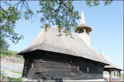 Lăcaşuri de cult din România; Biserica de lemn Sf. Teodor Tiron; ; ; 1740; 1740; ; Biserică de lemn; ortodox; Orthodox; orthodoxe; BRĂTEŞTI; RĂBĂGANI; Bihor; Protopopiatul Ortodox român Tinca; Episcopia Oradiei, Bihorului şi Sălajului; Mitropolia Clujului, Albei, Crişanei şi Maramureşului; 