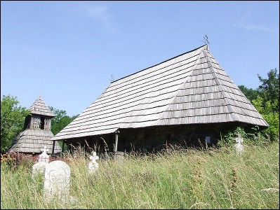 Lăcaşuri de cult din România; Biserica de lemn Cuvioasa Paraschiva; Biserica de pe Faţă; ; sec. XVII(1662); 1601; 1700; Biserică de lemn; ortodox; Orthodox; orthodoxe; SILIVAŞU DE CÂMPIE; SILIVAŞU DE CÂMPIE; Bistriţa Năsăud; ; Arhiepiscopia Vadului, Feleacului şi Clujului; Mitropolia Clujului, Albei, Crişanei şi Maramureşului; 