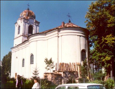 Lăcaşuri de cult din România; Biserica Sf. Dumitru şi Sf. Apostoli; ; ; 1833; 1833; ; Biserică; ortodox; Orthodox; orthodoxe; BOTOŞANI; ; Botoşani; Protopopiatul Botoşani; Arhiepiscopia Iaşilor; Mitropolia Moldovei şi Bucovinei; 