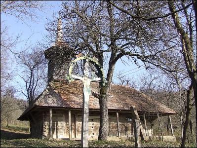 Lăcaşuri de cult din România; Biserica de lemn Sf. Arhangheli; ; ; sec. XVIII; 1701; 1800; Biserică de lemn; ortodox; Orthodox; orthodoxe; CHESĂU; MOCIU; Cluj; Protopopiatul; Arhiepiscopia Vadului, Feleacului şi Clujului; Mitropolia Clujului, Albei, Crişanei şi Maramureşului; 