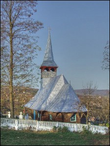 Lăcaşuri de cult din România; Biserica de lemn Pogorârea Sf. Duh; ; ; 1827; 1827; ; Biserică de lemn; greco-catolic; Greek-Catholic; grec-catholique; FRATA; FRATA; Cluj; ; ; Biserica Română Unită cu Roma, Greco-Catolică; 