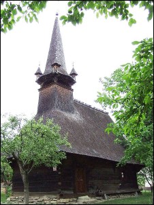 Lăcaşuri de cult din România; Biserica de lemn Sf. Apostoli Petru şi Pavel; ; ; sec. XVIII; 1701; 1800; Biserică de lemn; ortodox; Orthodox; orthodoxe; LEURDA; CĂŞEIU; Cluj; ; Arhiepiscopia Vadului, Feleacului şi Clujului; Mitropolia Clujului, Albei, Crişanei şi Maramureşului; 