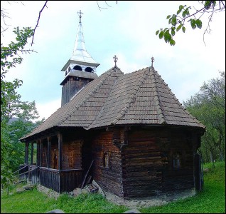 Biseric de lemn; ortodox; orthodox; Biserica de lemn Sf. Arhangheli; sat; OCOLIEL; IARA