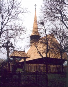 Lăcaşuri de cult din România; Biserica de lemn Sf. Arhangheli, din deal; ; ; 1680, sec. XVII; 1680; ; Biserică de lemn; ortodox; Orthodox; orthodoxe; SĂLIŞCA; CÂŢCĂU; Cluj; ; Arhiepiscopia Vadului, Feleacului şi Clujului; Mitropolia Clujului, Albei, Crişanei şi Maramureşului; 