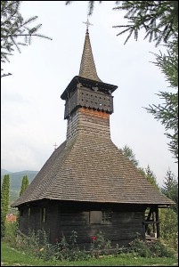 Lăcaşuri de cult din România; Biserica de lemn Sf. Arhangheli; ; ; sec. XVIII; 1701; 1800; Biserică de lemn; ortodox; Orthodox; orthodoxe; LUNA DE SUS; FLOREŞTI; Cluj; ; Arhiepiscopia Vadului, Feleacului şi Clujului; Mitropolia Clujului, Albei, Crişanei şi Maramureşului; 