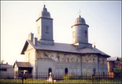 Lăcaşuri de cult din România; Biserica Sf. Nicolae - Şimuleasa; Biserica Simuleasa; ; 1654, rep. 1800; 1654; ; Biserică; ortodox; Orthodox; orthodoxe; TÂRGOVIŞTE; ; Dâmboviţa; Protoieria Târgovişte; Arhiepiscopia Târgoviştei; Mitropolia Munteniei şi Dobrogei; 
