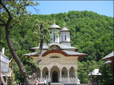 Lăcaşuri de cult din România; Mănăstirea Schimbarea la faţă Locurele; Mănăstirea Locurele; ; 1860; 1860; ; Mănăstire; ortodox; Orthodox; orthodoxe; BUMBEŞTI-JIU; ; Gorj; ; Arhiepiscopia Craiovei; Mitropolia Olteniei; 