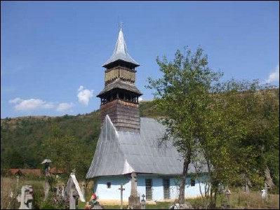 Lăcaşuri de cult din România; Biserica Sf. Arhangheli; ; ; sec. XVII-XVIII; 1601; 1800; Biserică; ortodox; Orthodox; orthodoxe; BOZEŞ; GEOAGIU; Hunedoara; Protopopiatul Orăştie; Episcopia Aradului; Mitropolia Banatului; 