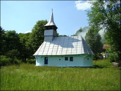 Lăcaşuri de cult din România; Biserica de lemn Naşterea Maicii Domnului; ; ; 1673, ref. 1864; 1673; ; Biserică de lemn; ortodox; Orthodox; orthodoxe; CĂBEŞTI; BRĂNIŞCA; Hunedoara; Protopopiatul Deva; Episcopia Aradului; Mitropolia Banatului; 