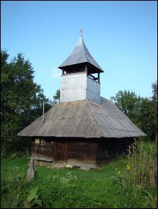 Lăcaşuri de cult din România; Biserica de lemn Cuvioasa Paraschiva; ; ; sec. XVIII; 1701; 1800; Biserică de lemn; ortodox; Orthodox; orthodoxe; CHERGHEŞ; CÂRJIŢI; Hunedoara; Protopopiatul Deva; Episcopia Aradului; Mitropolia Banatului; 