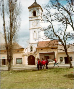 Lăcaşuri de cult din România; Biserica Sf. Ecaterina; ; ; 1500, 1747, înc. sec. XX; 1500; ; Biserică; romano-catolic; Roman-Catholic; roman-catholique; DITRĂU; DITRĂU; Harghita; ; Arhiepiscopia Romano-Catolică Alba-Iulia; Biserica Romano-Catolică din România; 