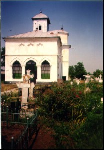 Lăcaşuri de cult din România; Biserica Născătoarea de Dumnezeu; ; ; 1748; 1748; 1836; Biserică; ortodox; Orthodox; orthodoxe; MICŞUNEŞTII MARI; NUCI; Ilfov; Protoieria Ilfov Nord; Arhiepiscopia Bucureştilor; Mitropolia Munteniei şi Dobrogei; 