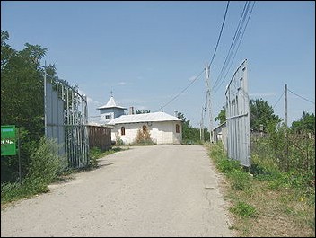 Lăcaşuri de cult din România; ; Schitul Stavnic; ; înc.sec. XVIII; 1701; 1711; Schit; ortodox; Orthodox; orthodoxe; SCHITU STAVNIC; VOINEŞTI; Iaşi; Protopopiatul Iaşi II; Centrul Eparhial Iaşi; Mitropolia Moldovei şi Bucovinei; 