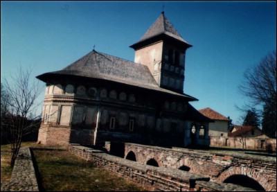 Lăcaşuri de cult din România; Manastirea Sf. Treime Strehaia; ; ; 1645; 1501; 1700; Mănăstire; ortodox; Orthodox; orthodoxe; STREHAIA; ; Mehedinţi; ; Episcopia Severinului şi Strehaiei; Mitropolia Olteniei; 