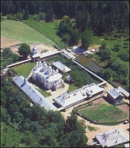Lăcaşuri de cult din România; Mănăstirea Pogorârea Duhului Sfânt şi Botezul Domnului Horaiţa; Mănăstirea Horaiţa; ; sec.XIX (sec. XV?); 1801; 1900; Mănăstire; ortodox; Orthodox; orthodoxe; POIANA CRĂCĂOANI; CRĂCĂOANI; Neamţ; Protopopiatul Tg. Neamţ; Arhiepiscopia Iaşilor; Mitropolia Moldovei şi Bucovinei; 