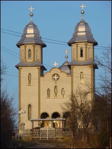 Lăcaşuri de cult din România; Biserica Sf. Treime; ; ; 1985; 1985; ; Biserică; ortodox; Orthodox; orthodoxe; DOMNIN; SOMEŞ-ODORHEI; Sălaj; Protopopiatul Ortodox român Zalău şi Jibou; Episcopia Oradea; Mitropolia Clujului, Albei, Crişanei şi Maramureşului; 